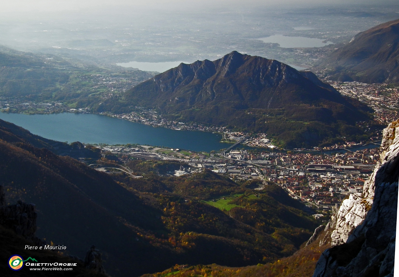 43 Il Monte Barro, sentinella tra i laghi.JPG